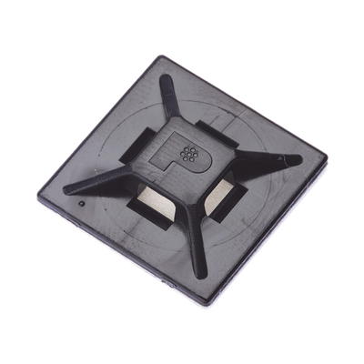 Montaje-Sujetador PANDUIT ABM2S-AT-C0 Para Cable de 4 vías, con Adhesivo Acrilico, 25.4 x 25.4mm (1in x 1in), Color Negro, Uso en Exterior, 1 pieza