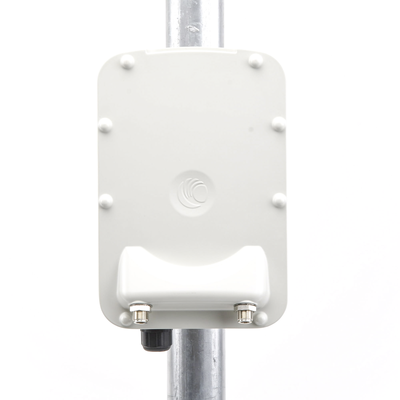 PTP-550  Hasta 1.36 GBps / 4910 - 6200 MHz / 802.11 AC Wave 2  MU-MIMO 4: 4x4 / BackHaul Conectorizado (C050055H014A) - Image 6