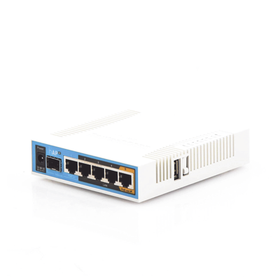 (hAP ac) 5 Puertos Gigabit Ethernet, 1 Puerto SFP, 1 USB, WiFi Doble Banda 3×3 802.11ac, hasta 1W de potencia