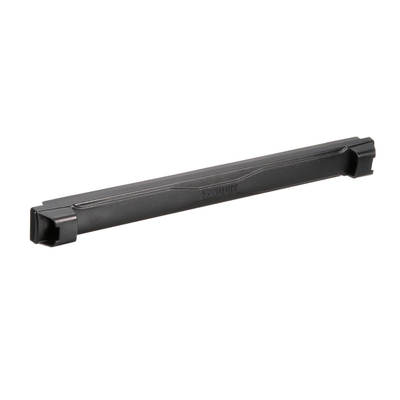 Tapa Ciega Estándar de 19in, Compatible con Racks con Rieles de Orificio Cuadrado, Instalación sin Herramienta, Plano, 1 UR, Color Negro - Image 4
