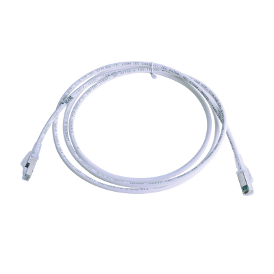 Patch Cord Z-MAX Cat6A S/FTP, CM/LS0H, 7ft, Color Blanco, Versión Bulk (Sin Empaque Individual)