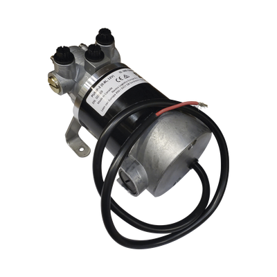 Bomba Hidráulica Reversible PUMP-2 / 12V DC / Flujo 0.8L (49 cu.in) por Minuto / Para Cilindros de 80 cc – 250 cc (4.9 – 15.2 cu.in) / Conexiones O-Ring Boss (ORB) / Incluye 3 Accesorios ORB-5 a 9/16 UNF / Compatible con SteadySteer