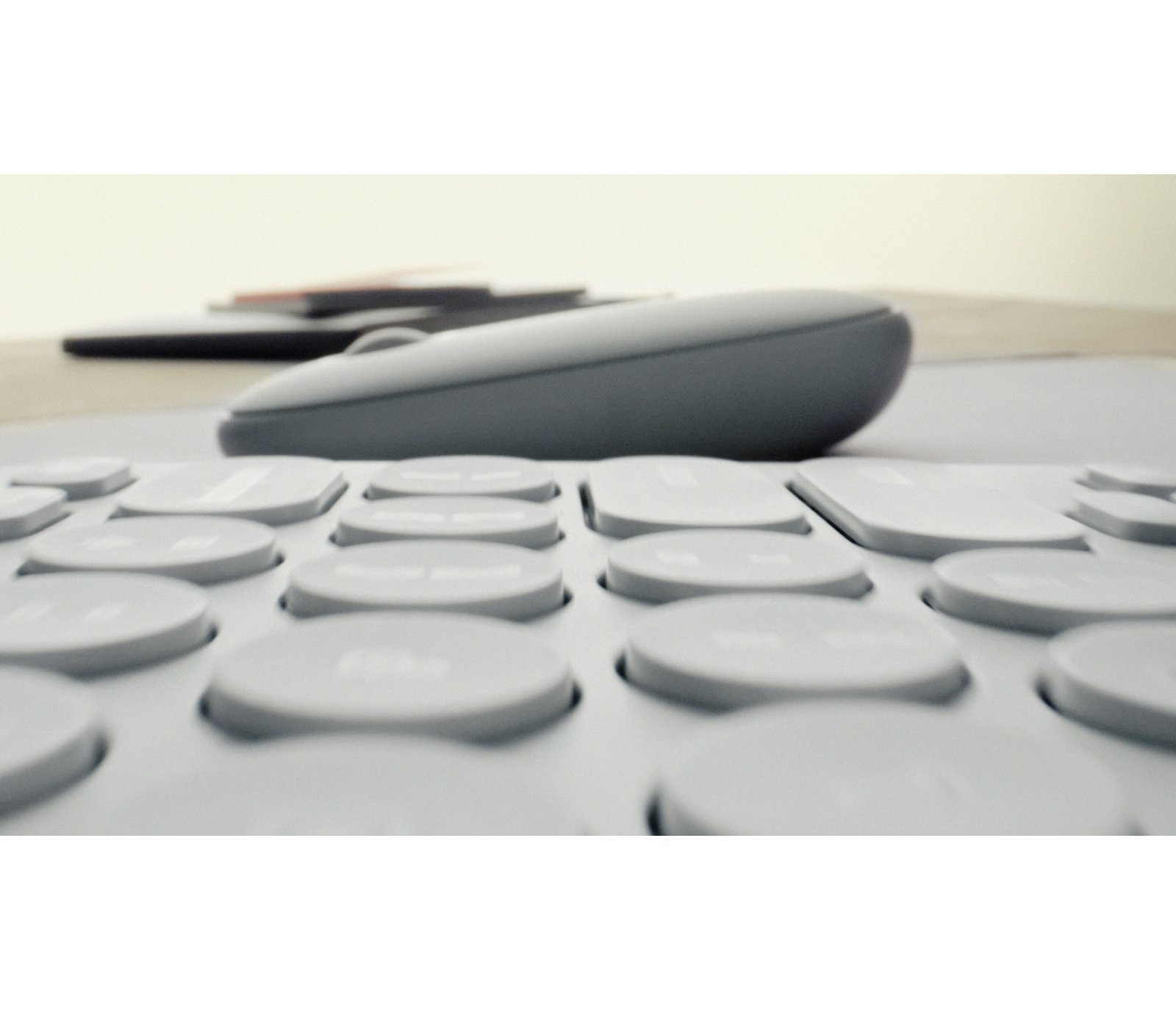 Logitech Pebble 2 M350S Mouse - Bluetooth - USB - Óptico - Grafito - Inalámbrico - 10m - 4000 dpi - Rueda 910-007049 de desplazamiento - Simétrico - 1 x AA Battery Supported MOUSE PEBBLE INALAMBRIM350S GRAPHITE - Image 2